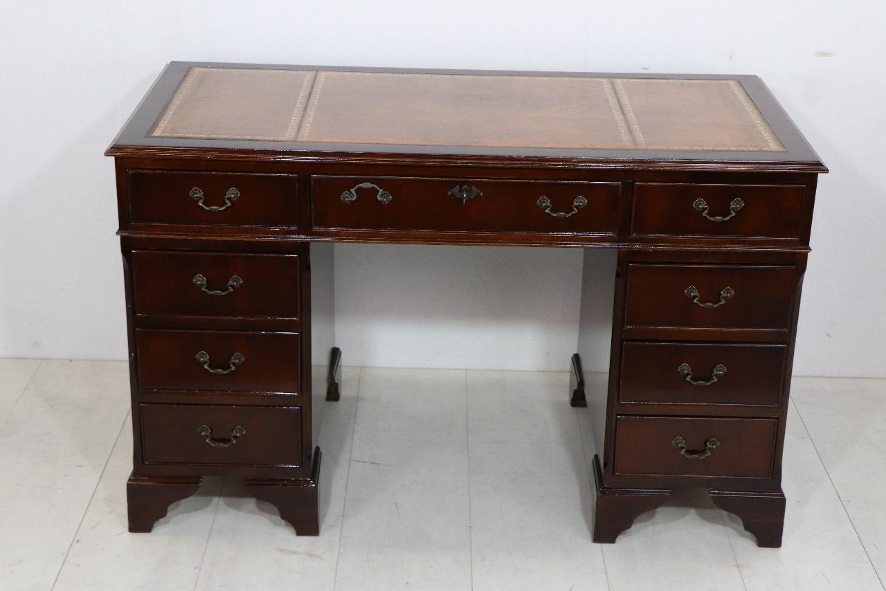 Pedestal Desk Pedestal Desk